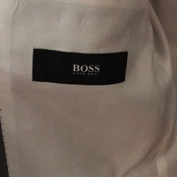 Hugo Boss Scorsese’s Movie Suite 38R - Picture 2 of 5